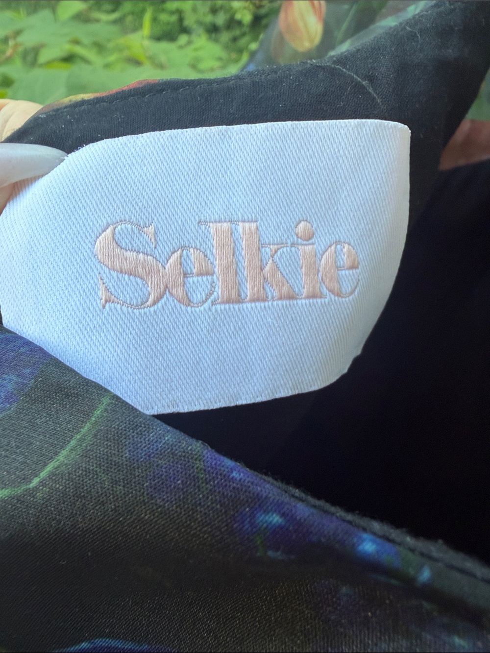 Selkie Nightcap Princess Dress - Picture 3 of 4